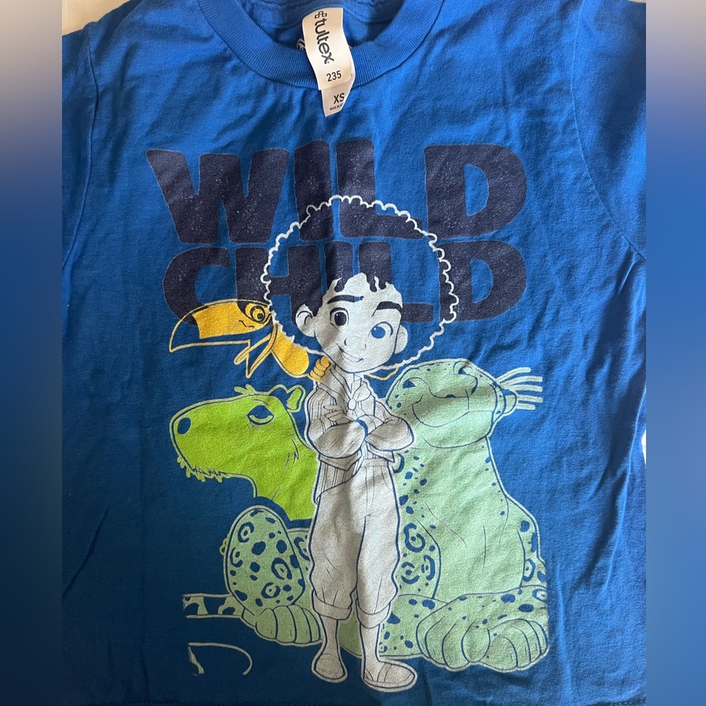 New Disney Encanto kid T-Shirt